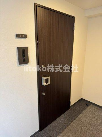 プライマル元浅草の玄関