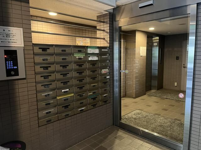 藤和シティコープ国分寺のエントランス