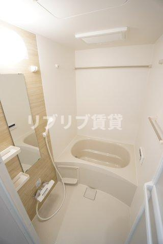 ジーメゾン千葉浜野ルミソラの浴室