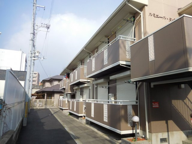 【庭】 | ルミエールタバタ