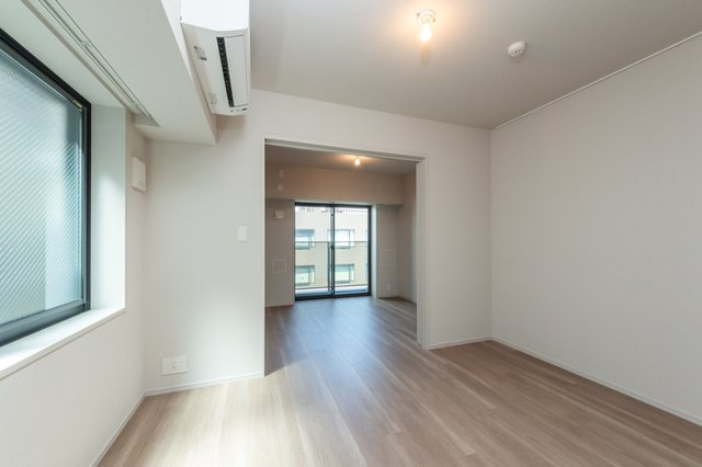 ＳＡＮＫＹＯ　ＹＯＫＯＨＡＭＡ　ＣＡＭＰＵＳの居間・リビング|※写真は同タイプ住戸です。