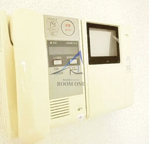 スカイコートヴァンテアン早稲田のセキュリティ|モニター付きインターホンです。