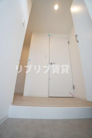 ジーメゾン千葉浜野ルミソラの玄関