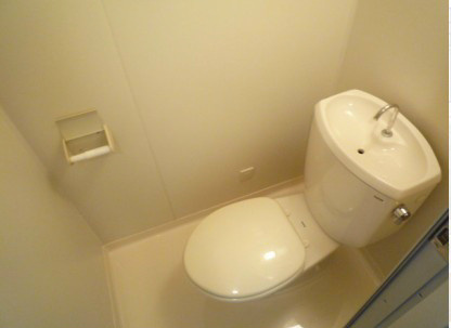 杉並区和田２丁目の賃貸マンションのトイレ