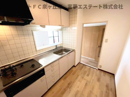 【キッチン】 | ブエナビスタ和泉中央 | ※イメージ　同物件別号室の写真