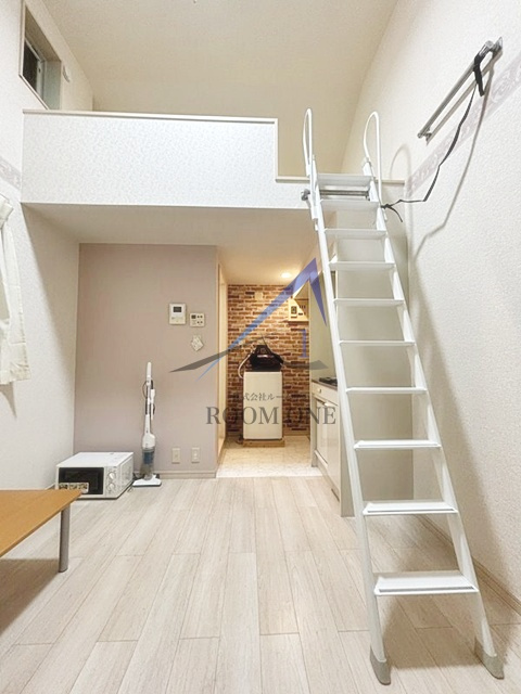 エルハイム鶴見の居間・リビング|洋室のお部屋です。