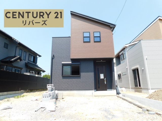 名古屋市港区福田１丁目の新築一戸建の外観|◇２号棟◇　　いつでもご案内出来ます♪（お問合せ当日、平日、水曜、夜間でもＯＫ）　敷地４６．３３坪！　広いＬＤＫ２０．５帖！　全室南向き♪　駐車並列３台ＯＫ　南に庭付き♪　収納豊富なプラン♪