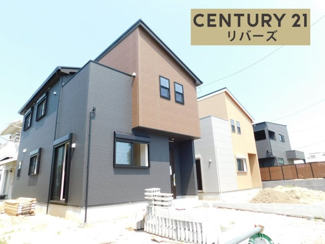 名古屋市港区福田１丁目の新築一戸建の外観|◇２号棟◇　　いつでもご案内出来ます♪（お問合せ当日、平日、水曜、夜間でもＯＫ）　敷地４６．３３坪！　広いＬＤＫ２０．５帖！　全室南向き♪　駐車並列３台ＯＫ　南に庭付き♪　収納豊富なプラン♪