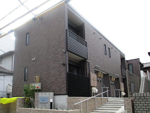 レオネクスト宝の外観
