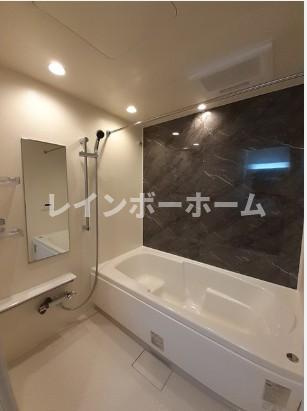 コンフォールGRⅡの浴室