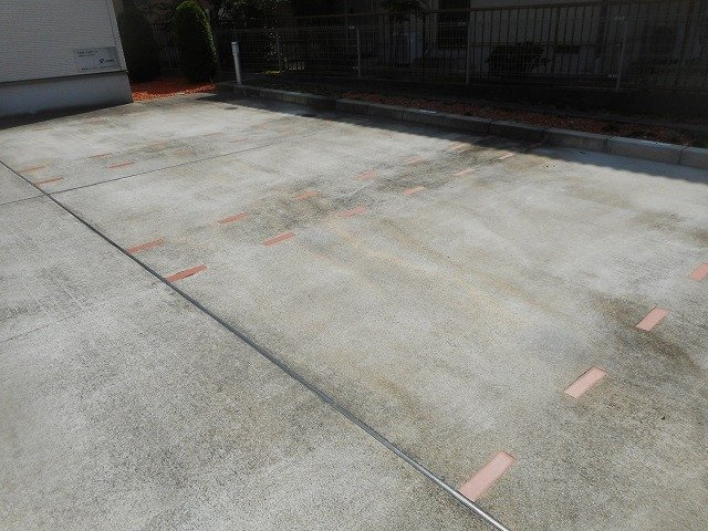 ＫＴ・ＰＬＡＣＥの駐車場
