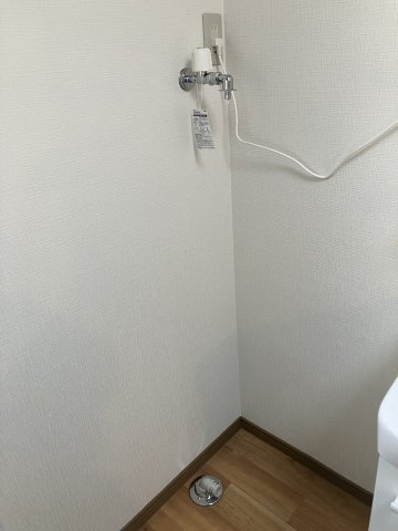 アザレアの設備|洗濯機置き場