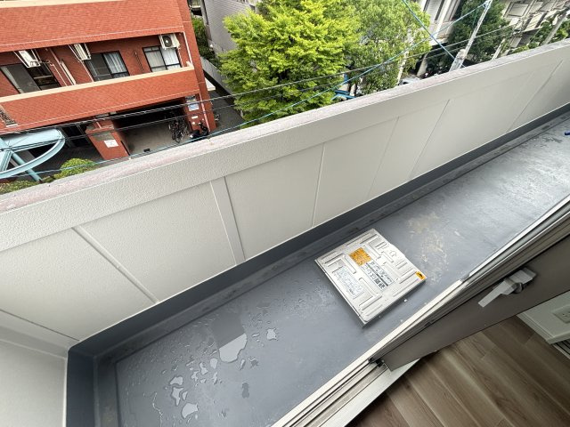 ルクス西宮北口のバルコニー