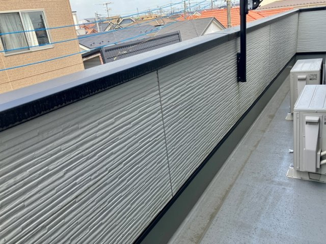 下間久里戸建のバルコニー