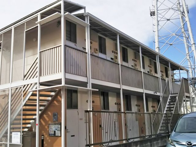 レオパレスベンデュールの外観
