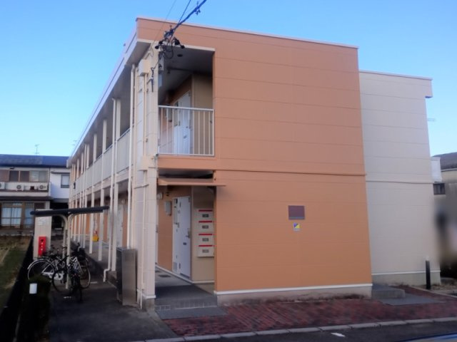 レオパレスＬＩＲＡの外観