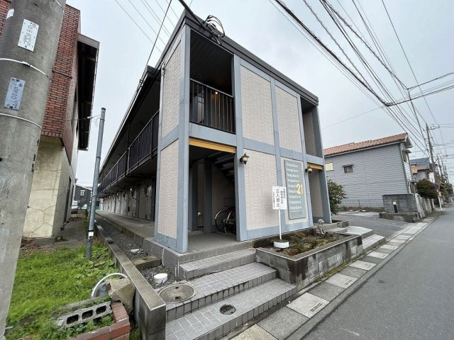 レオパレスシャルマン大塚の外観