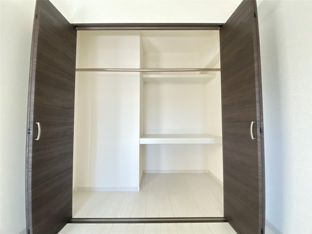 クロノス41新町IVの収納