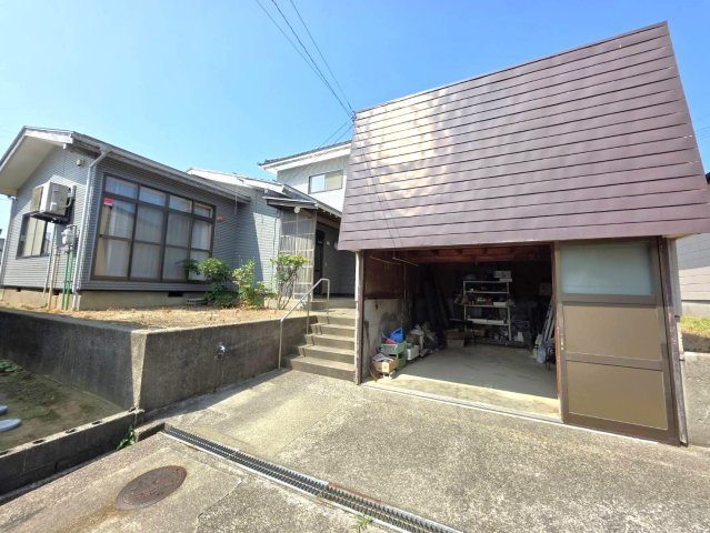 大潟区四ツ屋浜中古物件