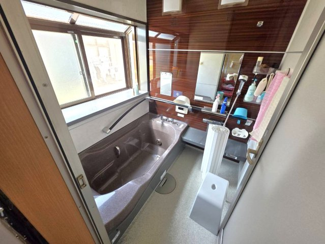 大潟区四ツ屋浜中古物件の浴室
