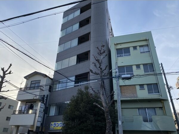 スカイカナヤマの外観