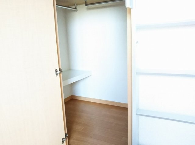 レオパレスヴェルヴェデーレの収納|画像9