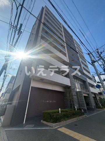 プレサンスKOBEティアラの外観
