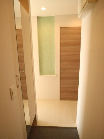 クレスタの玄関