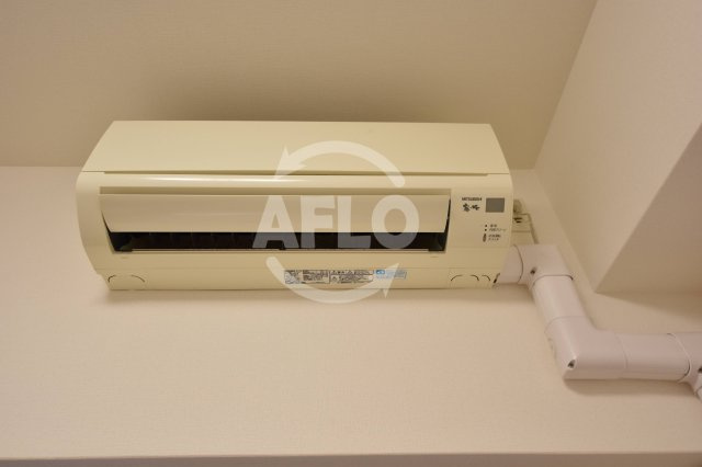エステムコート難波WEST-SIDEⅡベイフレックス　波除小学校区の設備|エステムコート難波WEST-SIDEⅡベイフレックス　エアコン