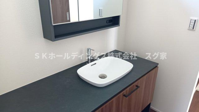 亀岡市篠町広田２期新築戸建て住宅の独立洗面台
