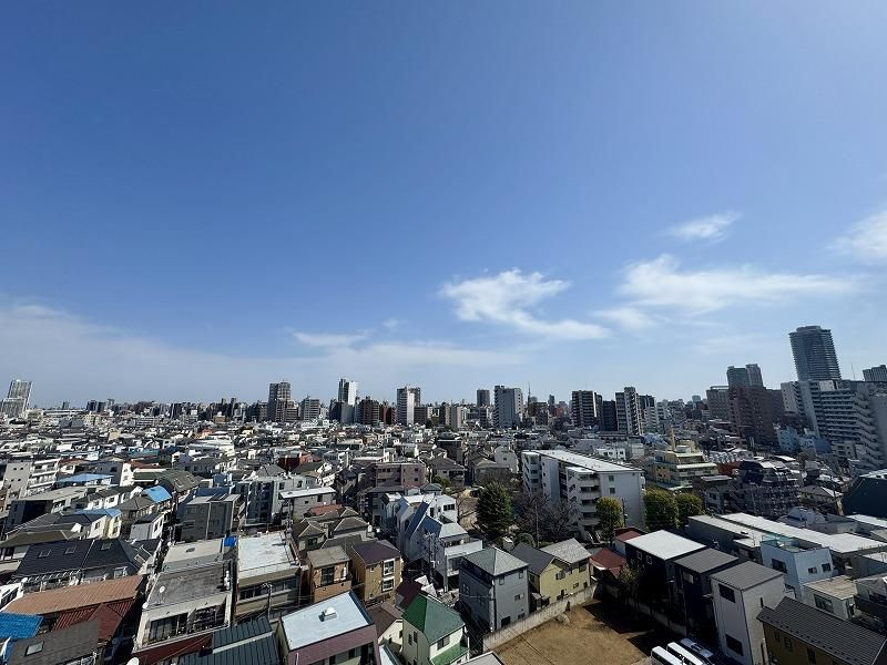 サンクレイドルレヴィール池袋の展望|現地写真

現地ご見学希望・資料請求などお気軽にお問い合わせ下さい！
03-5990-5201