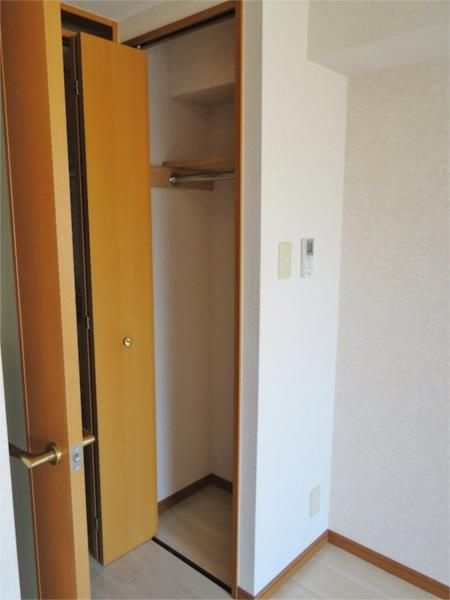 シャイン小石川の収納|クローゼット　※別室参考写真です。
