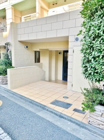 シャイン小石川のエントランス|シャイン小石川
