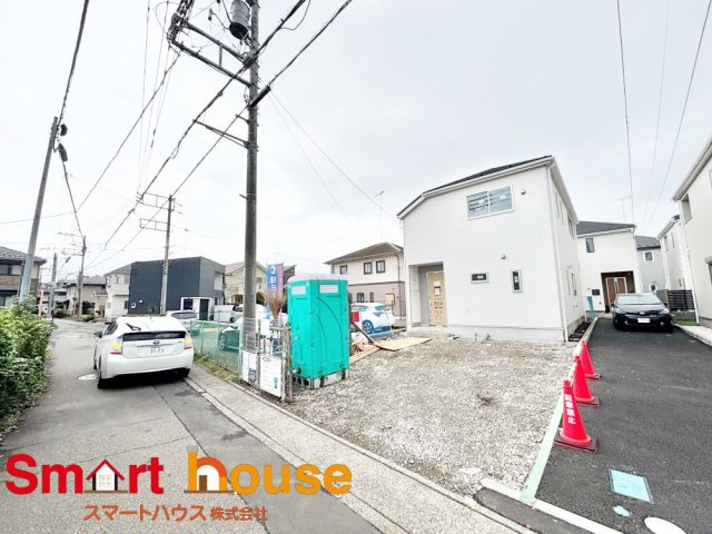 相模原市緑区大島第58　新築全4棟の前面道路含む現地写真|オシャレな外観は、人の目を引くだけではなく自慢したくなりますね！植木を置いたりアレンジは、自由です。自分の好みに仕上げましょう♪
