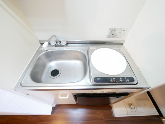 大阪市浪速区塩草３丁目の賃貸マンションのキッチン