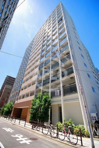 URBAN FLATS中之島のエントランス|La Douceur中之島（ラドゥセール中之島）　高級感あふれる外観