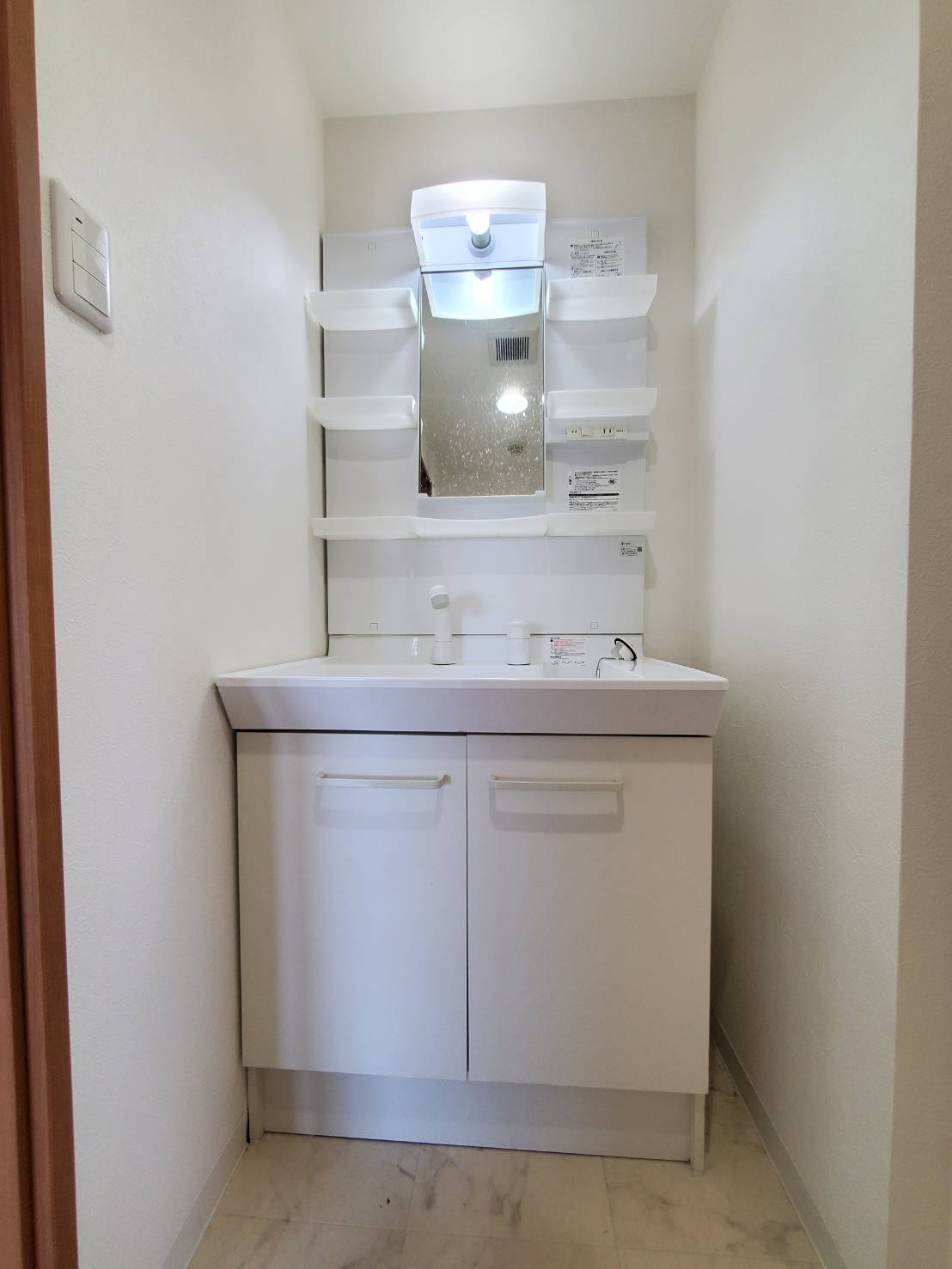 モアクレスト吉川の洗面所|忙しい朝には欠かせない洗面所です