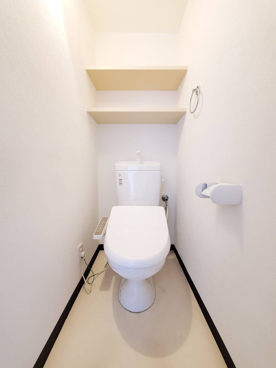 モアクレスト吉川のトイレ|清潔感のあるトイレです