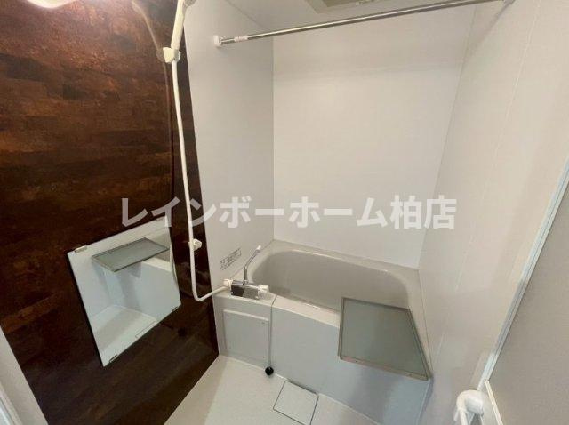 特典：仲介手数料が無料です!!の浴室|管理会社参考写真
