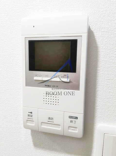 COCOFLAT北千住North のセキュリティ|モニター付きインターホンです。
