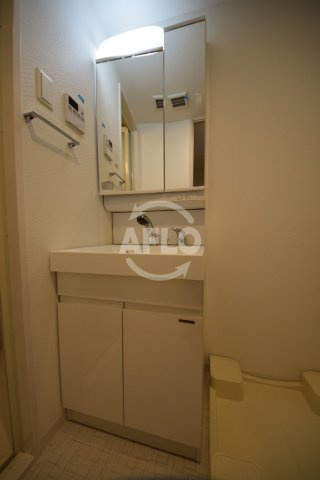 S-RESIDENCE阿波座WESTの独立洗面台|S-RESIDENCE阿波座WEST　独立洗面化粧台