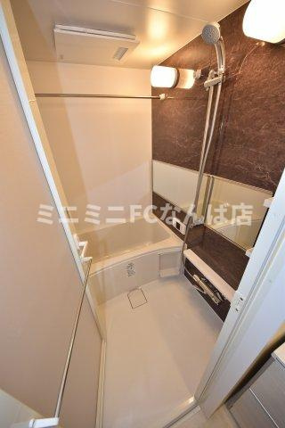 スプランディッド難波元町の浴室