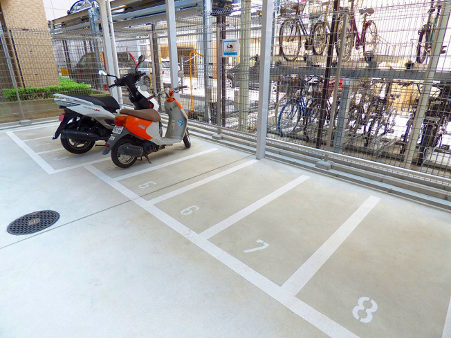【駐車場】エスリード江坂広芝町