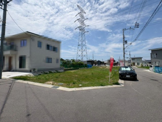 【前面道路含む現地写真】 | 自由設計対応ですので、お好きな間取りで個性あふれる住まいにしてくださいね！