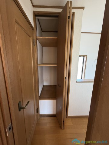 厚木市愛名　中古戸建の収納