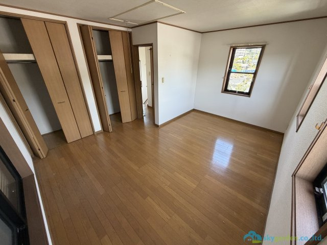 厚木市愛名　中古戸建の洋室