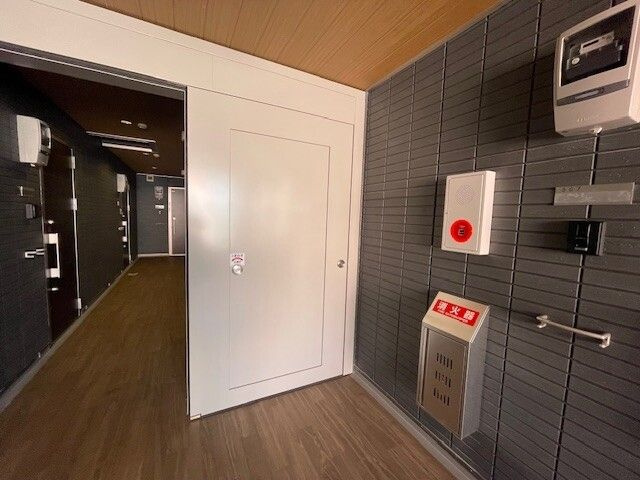 ＲＡＹＳのエントランス