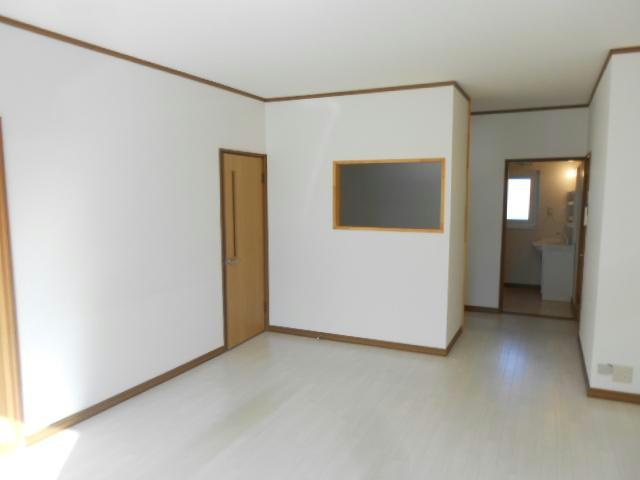カレッジサイドの居間・リビング