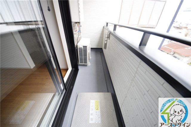 ステージ西新町のバルコニー