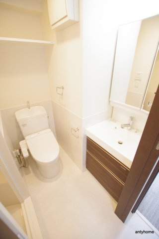 TAT LYON TIMBER TOWN 仲介手数料無料の洗面所